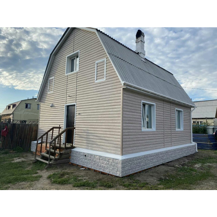 Виниловый сайдинг Docke Блок-Хаус D4.7T LUX под дерево Орех 3600×243 фото 3